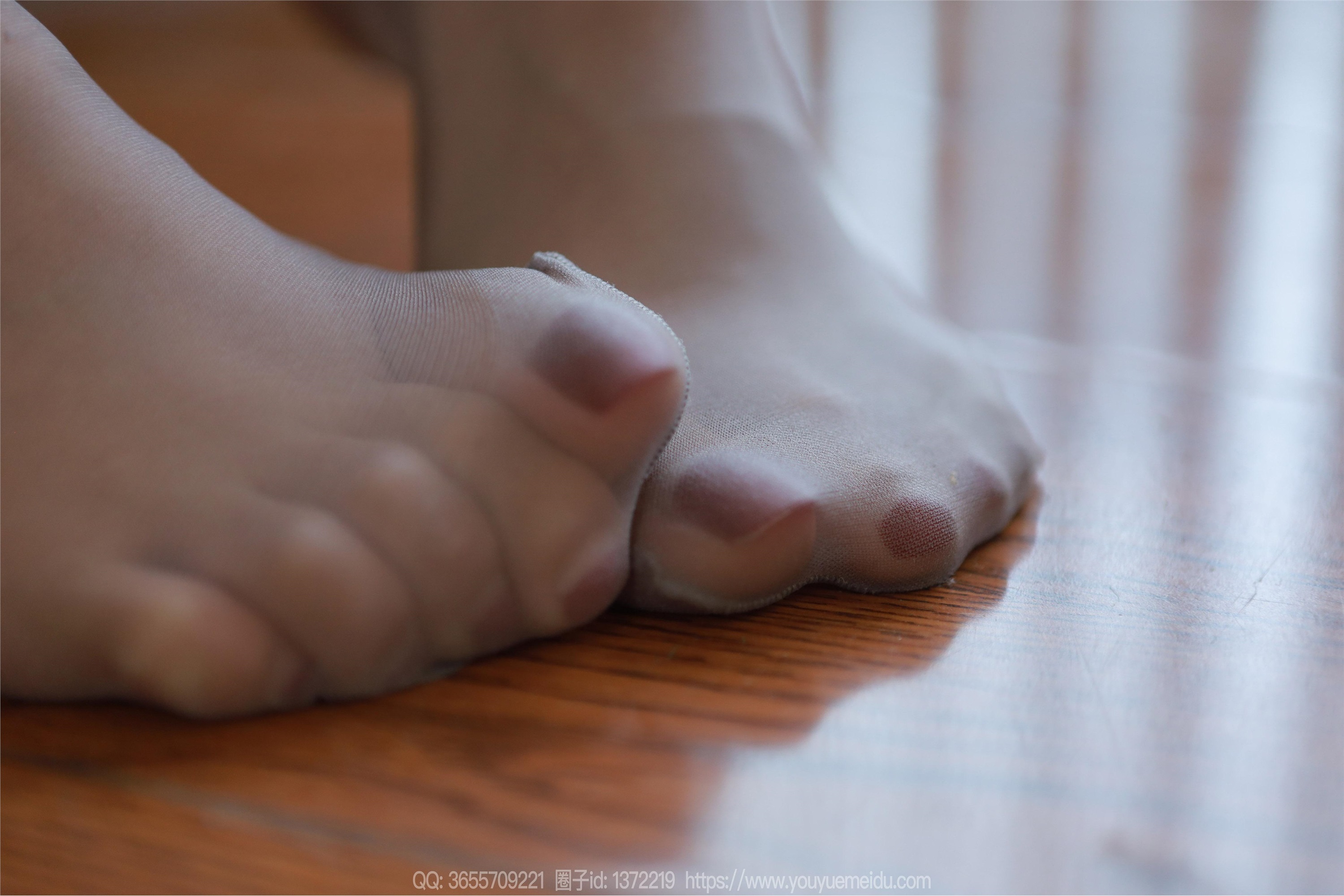 IESS异思趣向  2024.01.03 丝享家 1628 兔兔《麻辣OL》